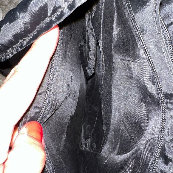 BLACK basic bag with silver accent - Picture 3 of 5